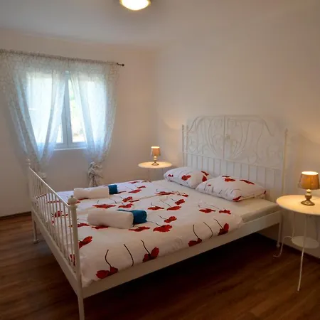 Villa Vanessa House